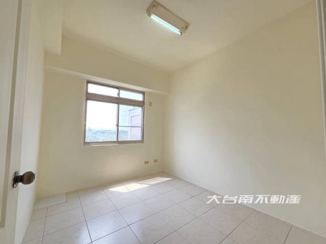 台南新市華廈-4